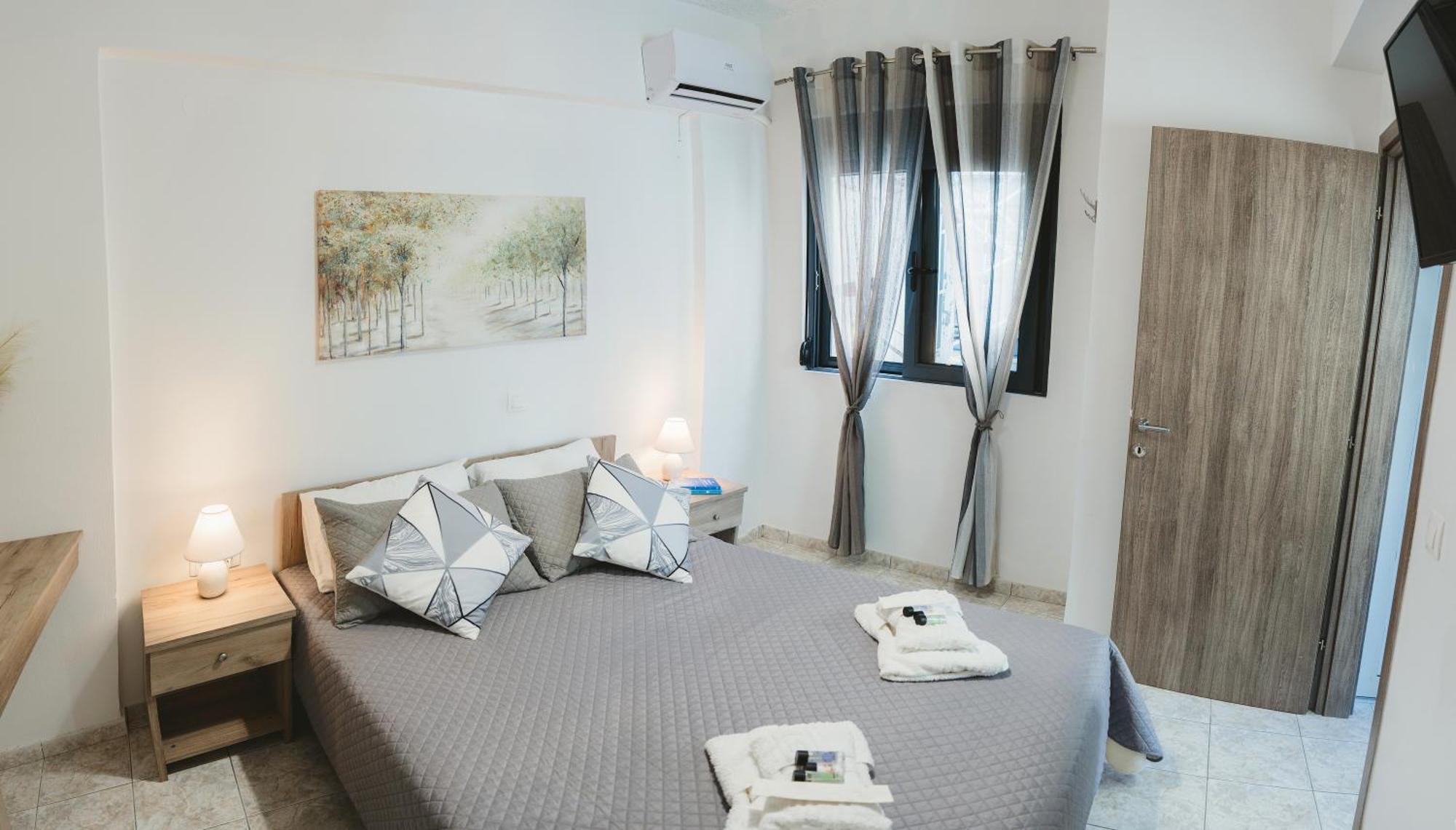 דירות ארכאנגלוס Taxiarchis House מראה חיצוני תמונה