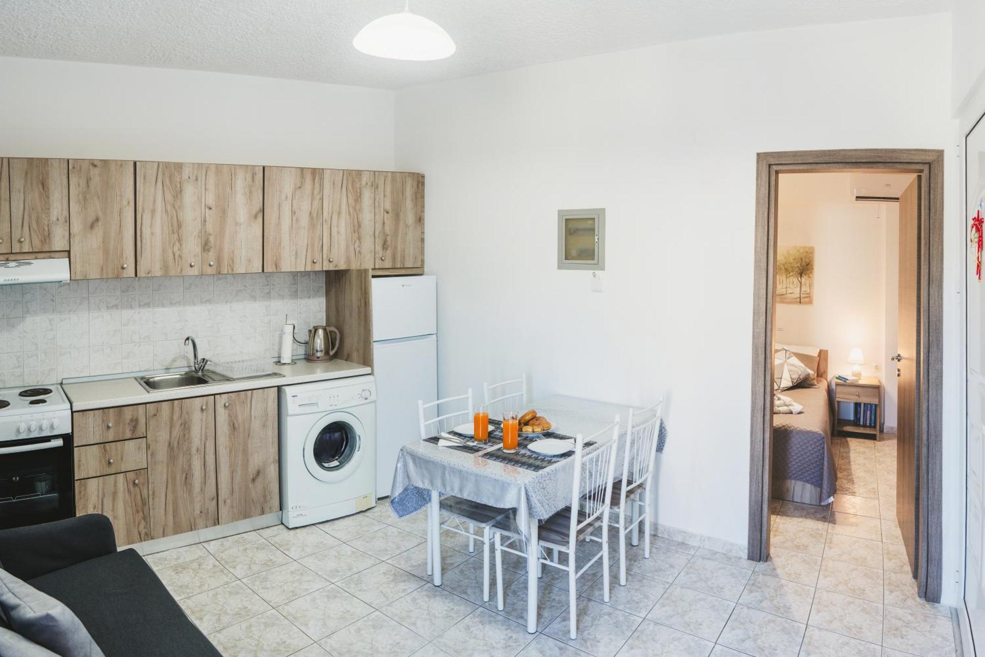 דירות ארכאנגלוס Taxiarchis House מראה חיצוני תמונה
