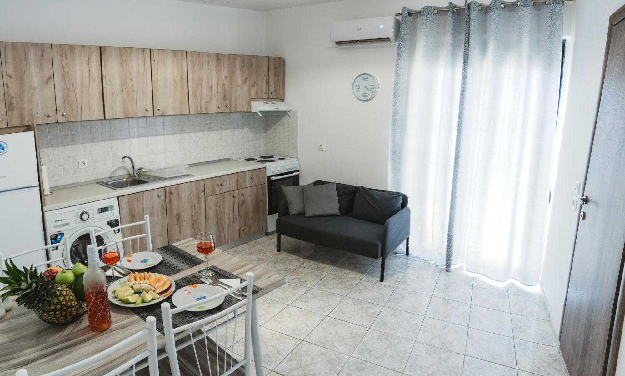 דירות ארכאנגלוס Taxiarchis House מראה חיצוני תמונה
